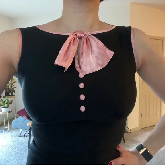 Stop Staring! Retro 30's 40’s 50’s Bombshell Dress Black With Pink Trim bow M - Picture 5 of 9